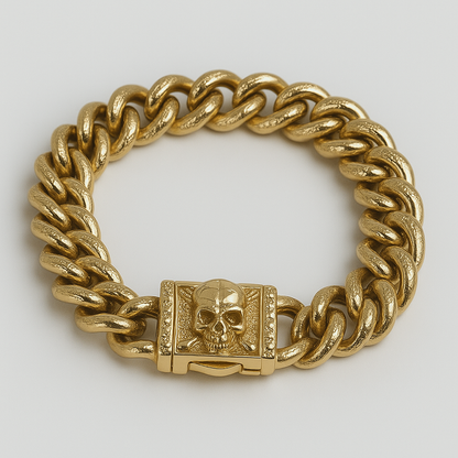 Skull Clasp Curb Bracelet – Royal Gold Edition